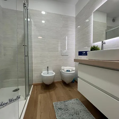 House Fanny By World * Genua